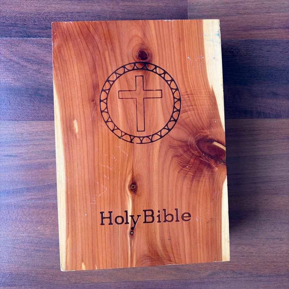 Cedar Wood Holy Bible Keepsake Box Jesus Portrait Union Local 715 Sympathy Gift